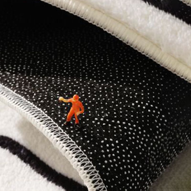 Beige Modern Rug Polyester Color Piece Rug Stain Resistant Rug for Living Room