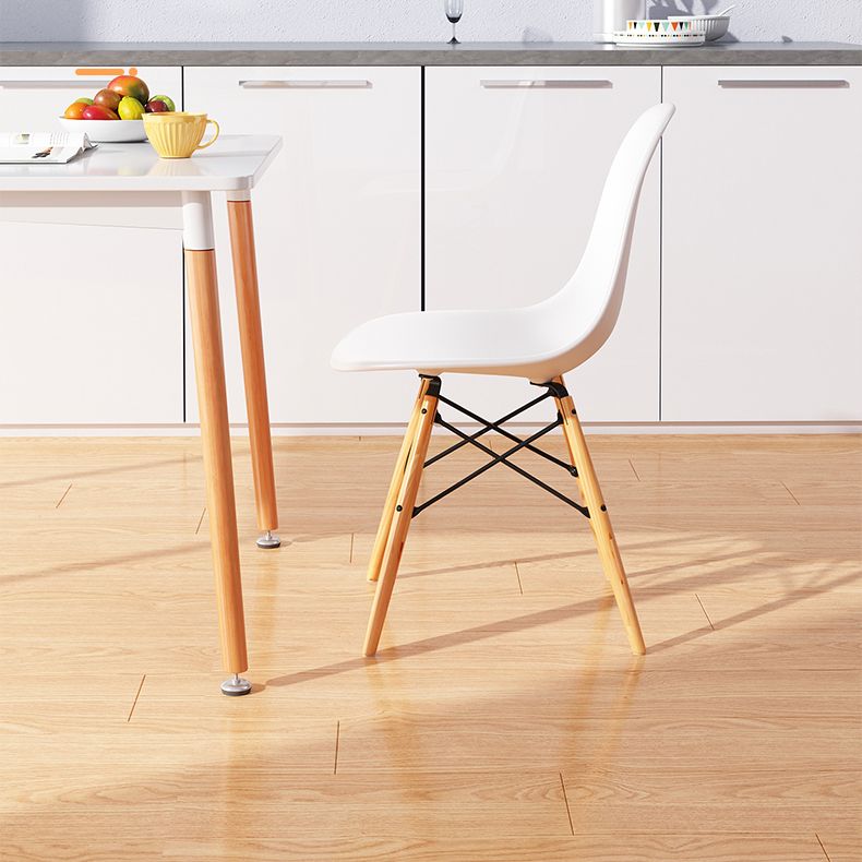 Sedia da pranzo in plastica da cucina sedia laterale multicolore con gambe in legno