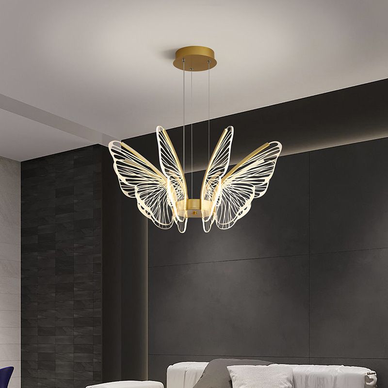 Apparecchi a soffitto in metallo oro appeso a ciondoli a farfalla a led contemporanei