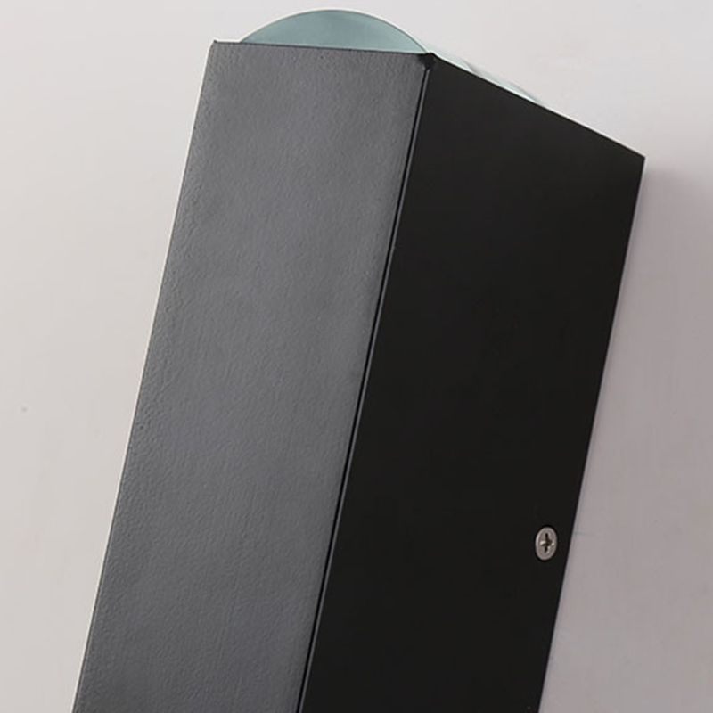 Luz de pista LED rectangular negra en la simplicidad moderna Lámpara de pared impermeable de aluminio