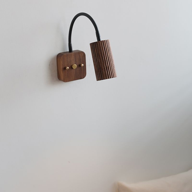 Modern Wooden Shade Wall Lighting Fixtures Cylinder Shade Wall Lamp for Bedroom