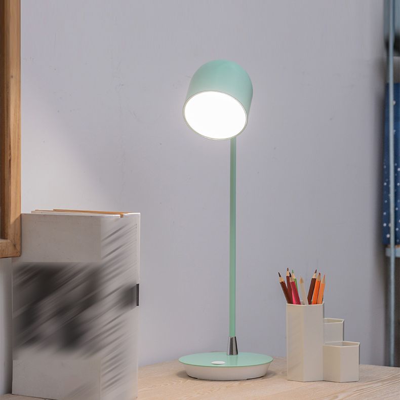 Lampe de table de nuit en métal en forme