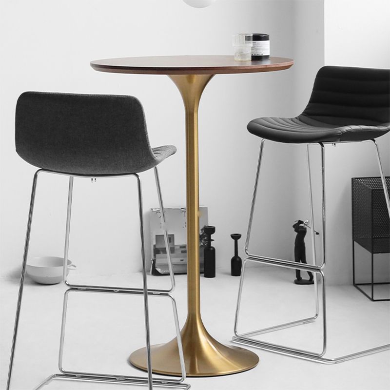 Modern Round Bar Table Fixed Bistro Bar Height Cocktail Table with Metal Pedestal Base