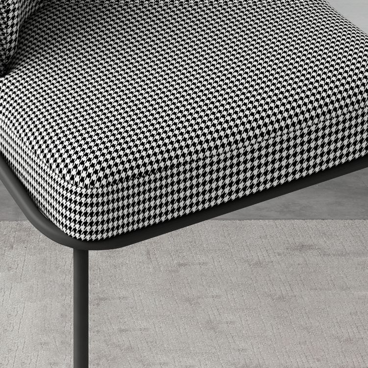 Silla de comedor de metal Glam, silla sin brazos lateral de comedor tapizada para uso en restaurantes