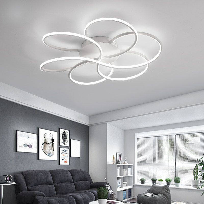 Nordic LED Ceiling Flush Mount Light Flower-Shaped Ceiling Lighting with Metal Shade
