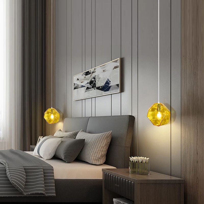 Diamant en verre petit pendentif moderniste suspendu luminaire pour chambre à coucher