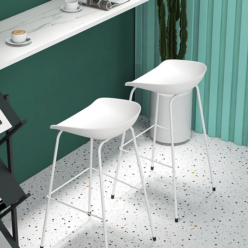Contemporary Living Room Plastic low Back Bar Stool with Footrest