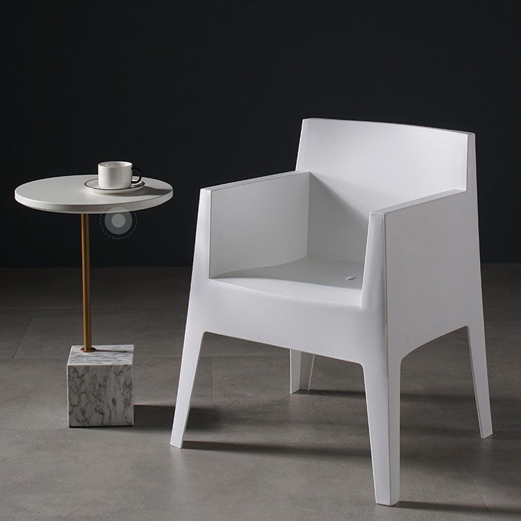 Chaises latérales en plastique avec bras de Style scandinave, chaise de salle à manger à dossier solide pour la maison