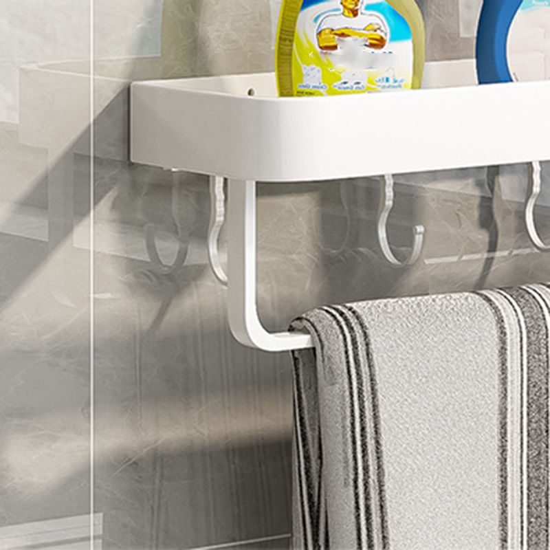 Contemporary Bathroom Accessory Set Metal Bath Shelf in White