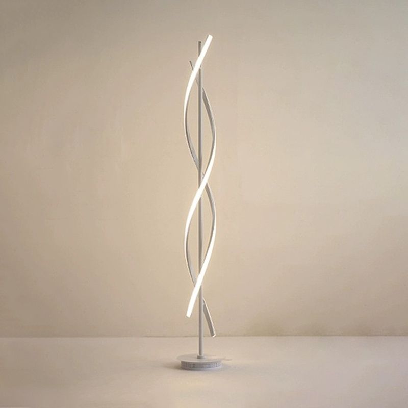 Metalen lineaire vorm vloerlamp Moderne stijl 2 lichten vloerlamp armatuur