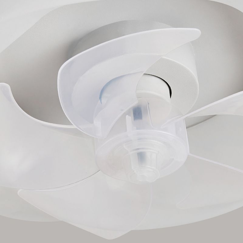 Metal Circular Ceiling Fan Light Nordic Style LED Ceiling Mounted Light