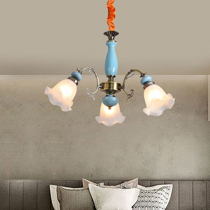 Lampadario a soffitto in vetro di fiori di fiori tradizionale 3/5 teste soggiorno luce a pendolo in azzurro/peltro