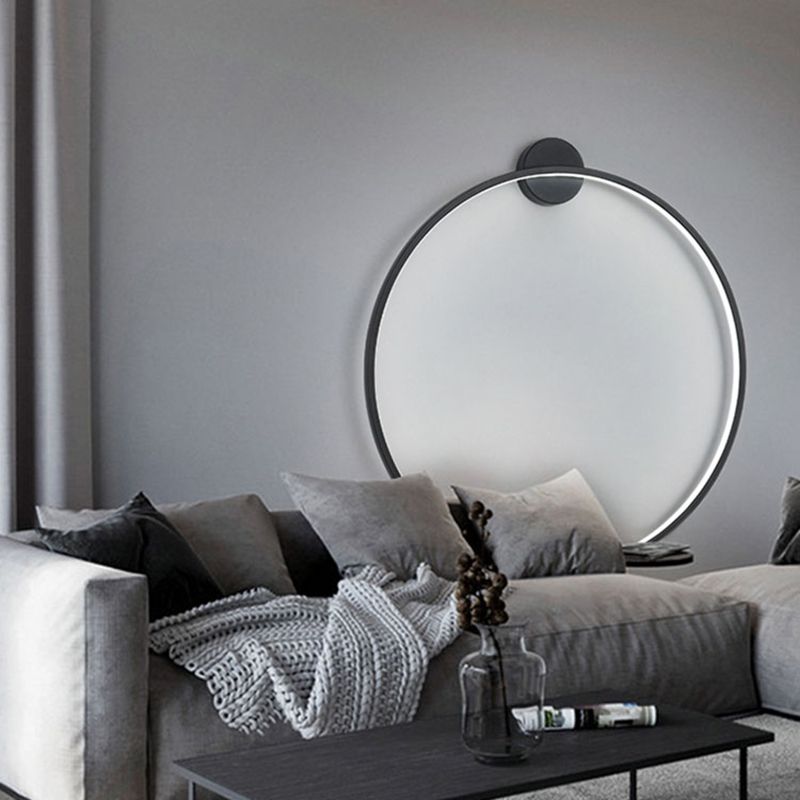 Metal Round Shape Wall Light Modern 1-Light Wall Mounted Light Fixture in Black