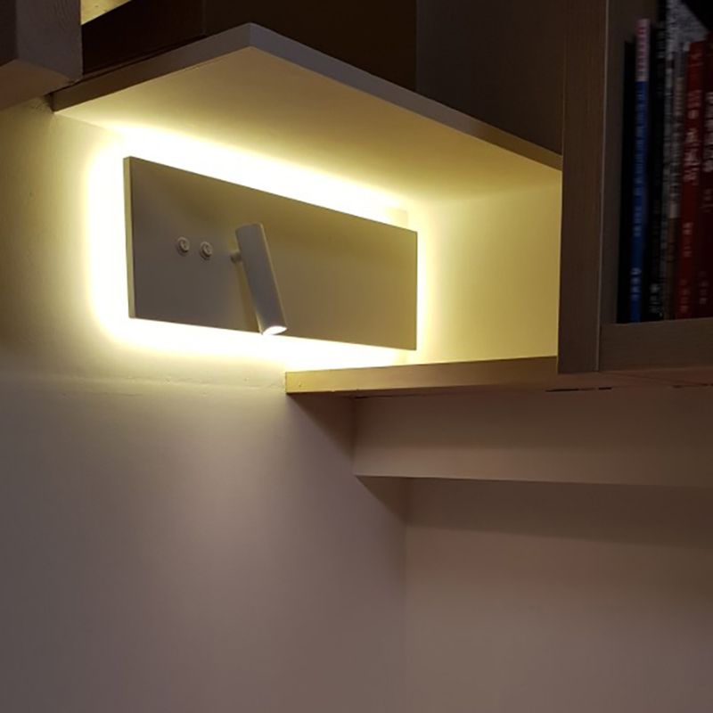 Lámpara de pared LED geométrica de aluminio en la simplicidad moderna de la luz de la pared de lectura de 2 luces para el dormitorio