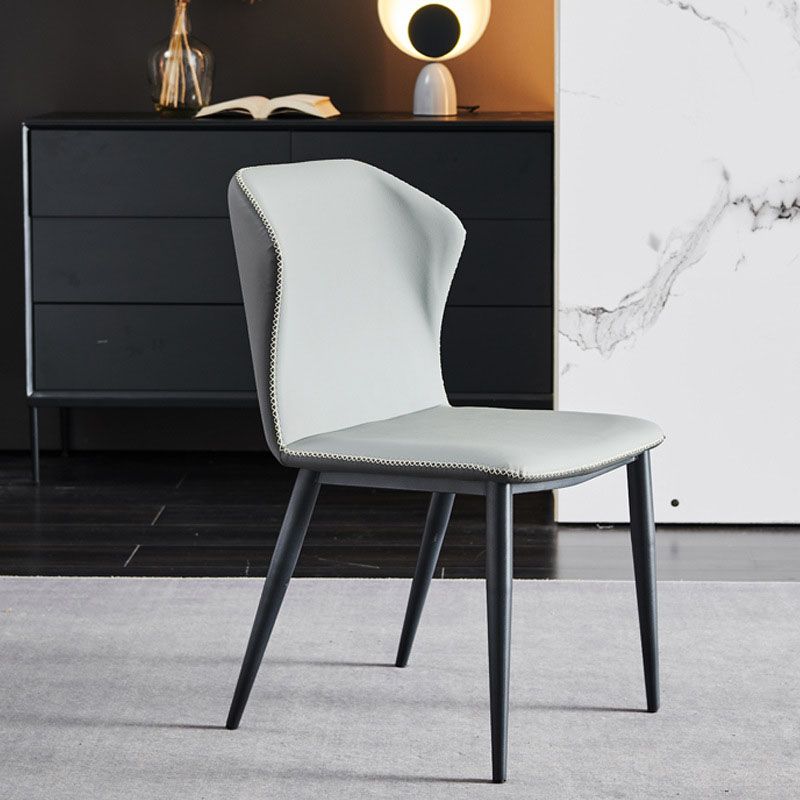Restaurante Silla lateral de cuero contemporánea Wingback Sillas de comedor
