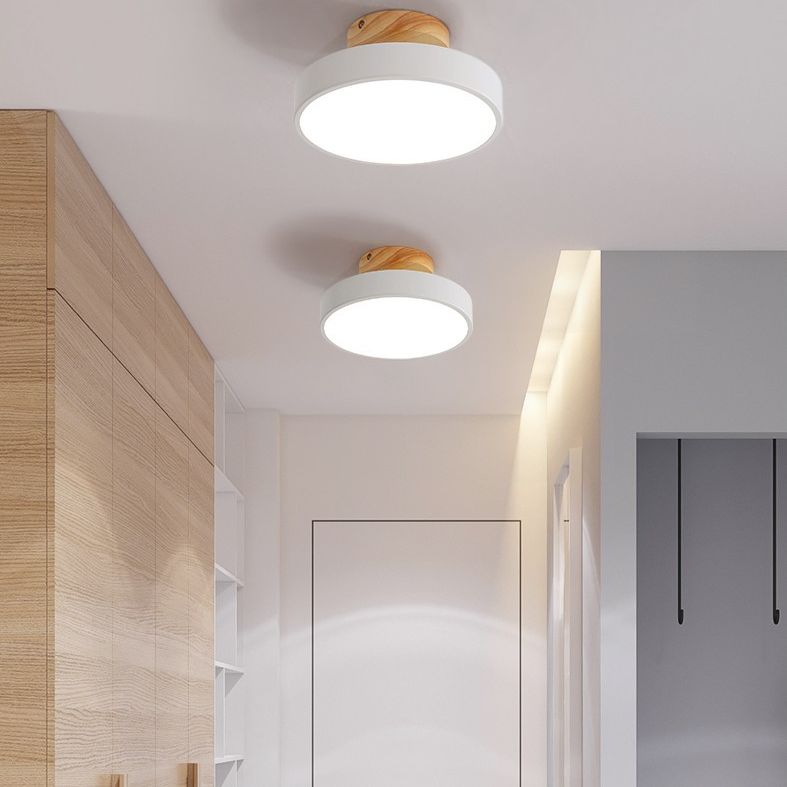Montaje semi empotrado LED circular de madera en lámpara de techo Macaron acrílica de simplicidad moderna para pasillo