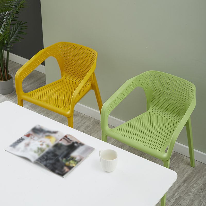 Silla de comedor de plástico de estilo moderno, sillas laterales de comedor apilables para cocina