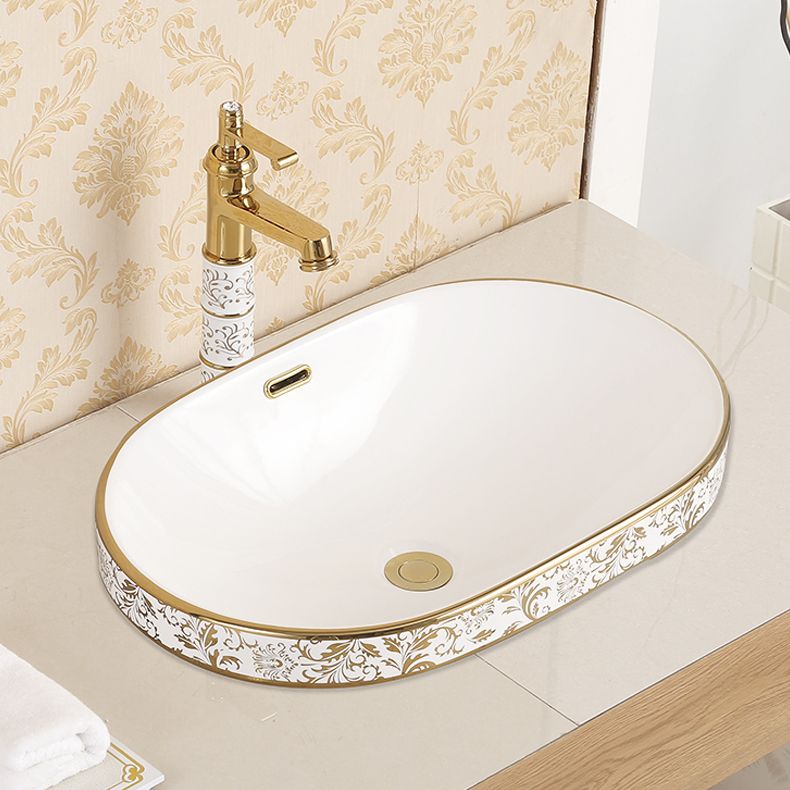 Traditional Bathroom Sink Porcelain Oval-Shape Vessel Bathroom Sink with Pop-Up Drain