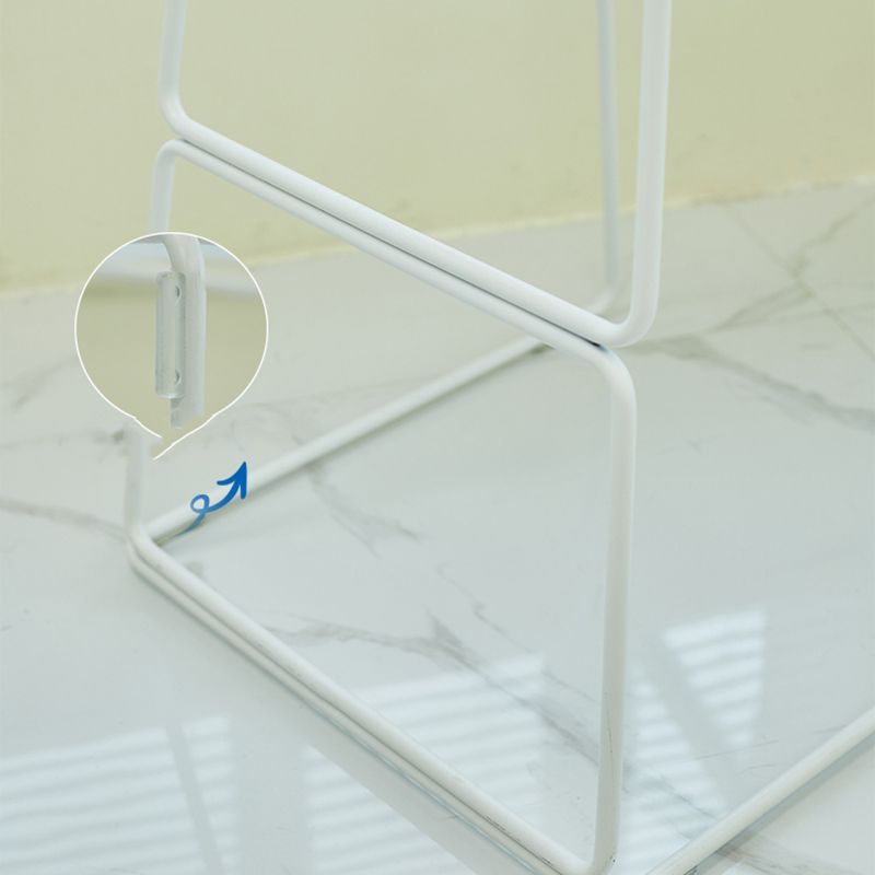 Indoor Footrest Dining Stool Plastic Industrial Low Back Counter-height Stool