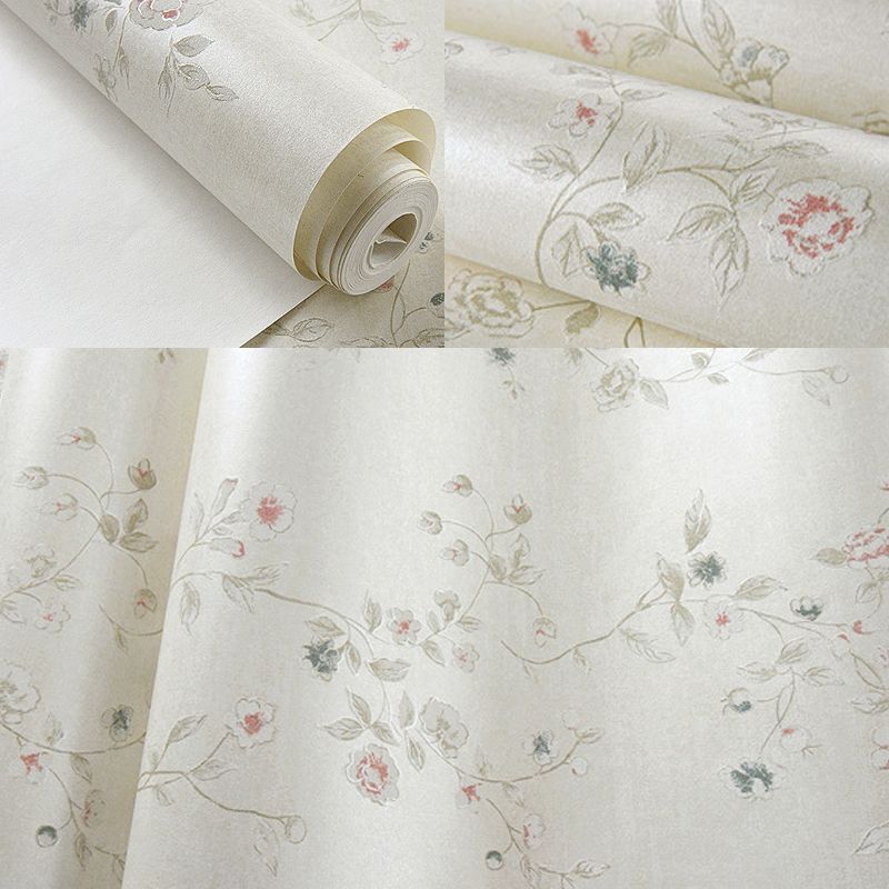 Multi-Colored Garden Vine Wallpaper Floral Design 57.1 sq ft. Non-Pasted Decorative Wall Covering