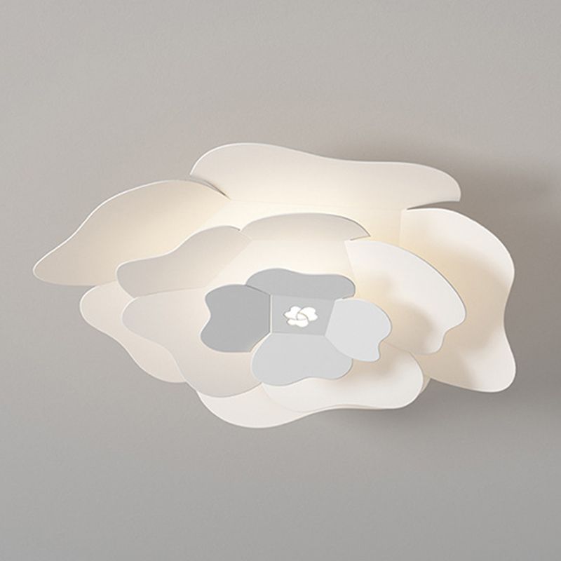 Modernism Flush Mount Flower-Shaped Ceiling Mounted Fixture in White for Bedroom