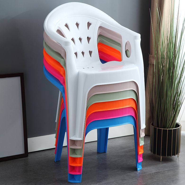 Fauteuil de salle à manger en plastique contemporain, chaise latérale empilable à dossier à lattes pour la maison