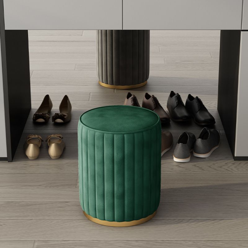 Gorgeous Round Ottoman Solid Color Stain Resistant Velvet Ottoman Stool