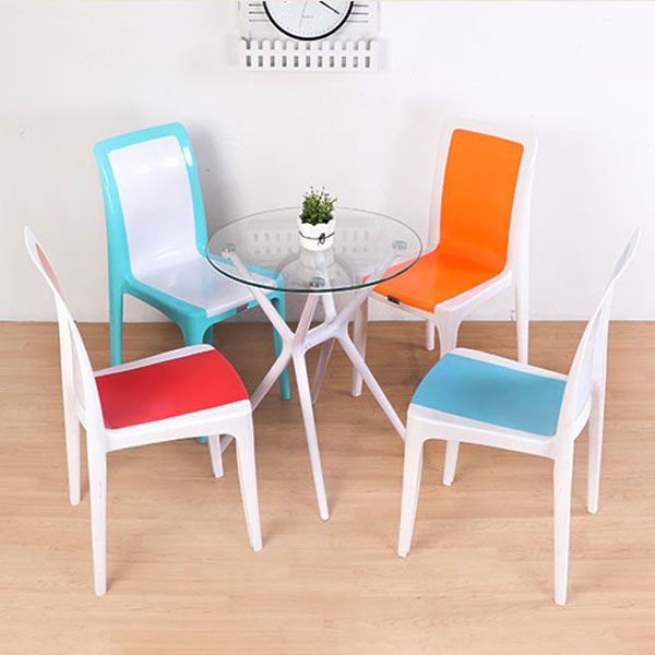 Silla de comedor de plástico de estilo moderno, silla auxiliar sin brazos para cocina (juego de 4)