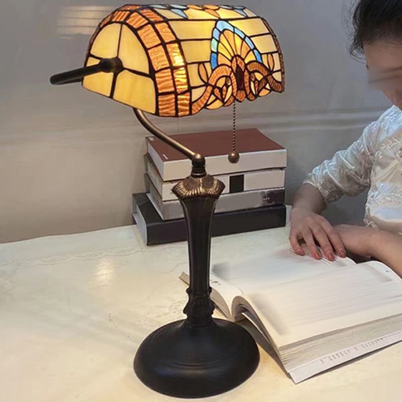 Halbzylindertischbeleuchtung 1-Licht-Buntglas antike Nachttischlampe für Bett