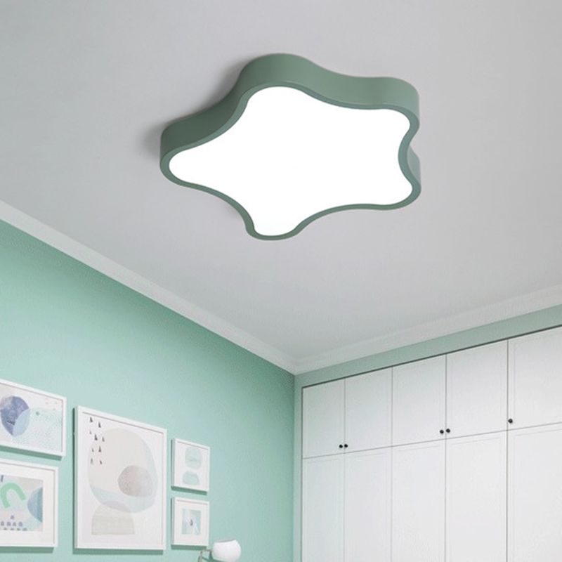 Star Shape Flushmount Light Minimalism Acrylic LED Bedroom Flush Mount Ceiling Lighting Fixture