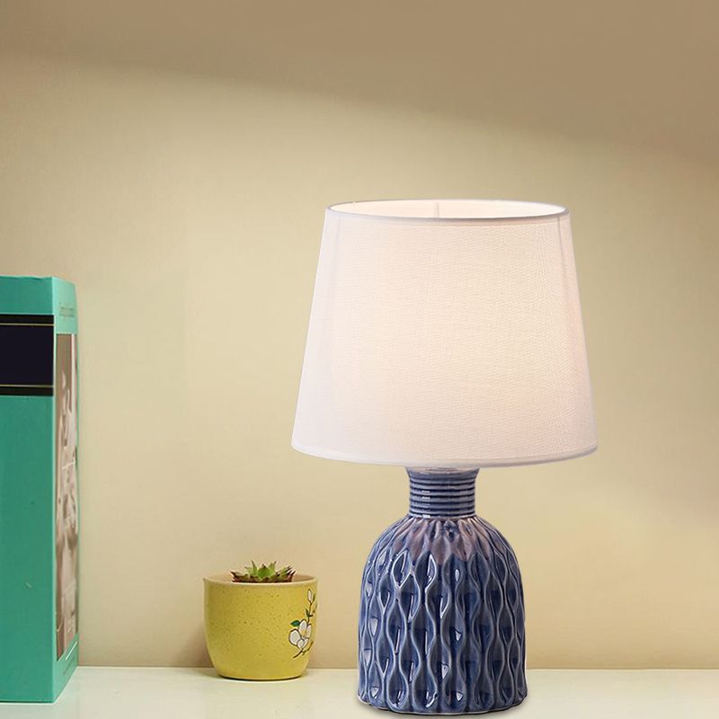 Lampada da tavolo Cone in tessuto moderno, 1 lampadina, lampada da lettura rosa/verde limone/blu royal con base in ceramica