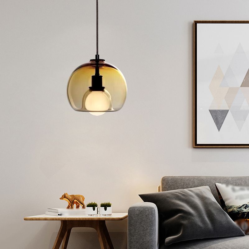 Modern Artistic Indoor Pendant Light Lacquered Iron Globe Hanging Lamp with Glass Shade