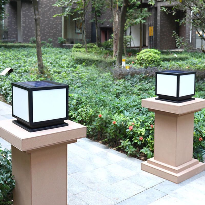 Nordic Style Acrylic Shade Outdoor Light Solar Energy Pillar Lamp for Outdoor