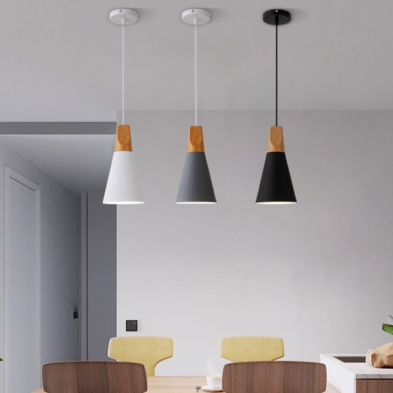 Metal Tapered Hanging Light Nordic Style 1 Light Restaurant Ceiling Pendant Lamp with Wooden Top