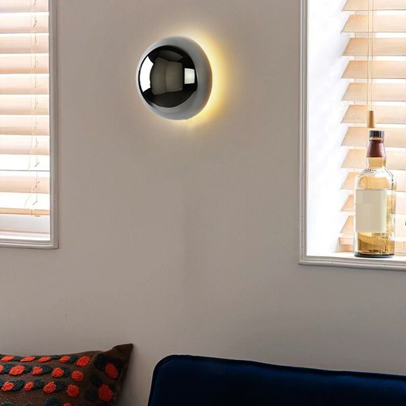 Modern Style Wall Lamp Metal Shade Wall Sconce Lighting for Bedroom