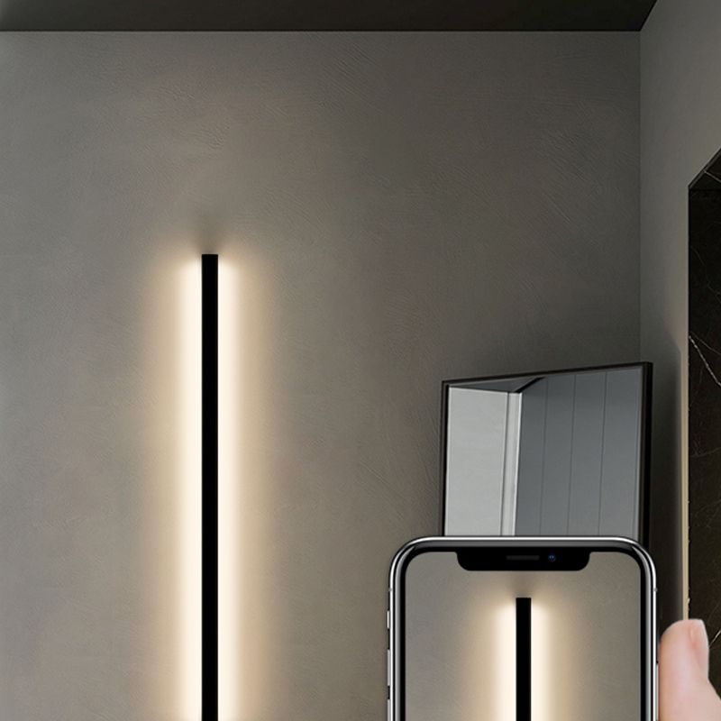 Metal Linear Shape Wall Lighting Modern Style 1 Light Wall Mounted Light Fixture in Black