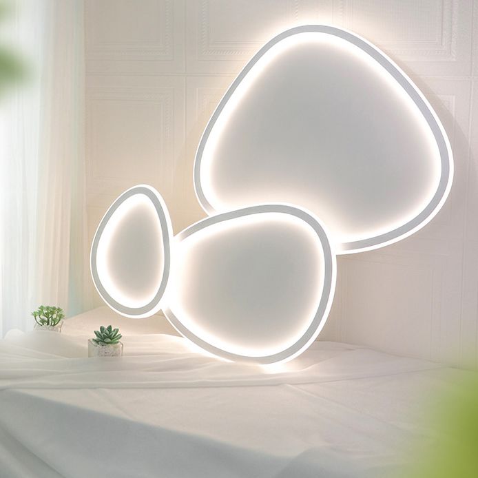 Modern Flush Mount Ceiling Fixture Metal Flush Ceiling Light for Living Room