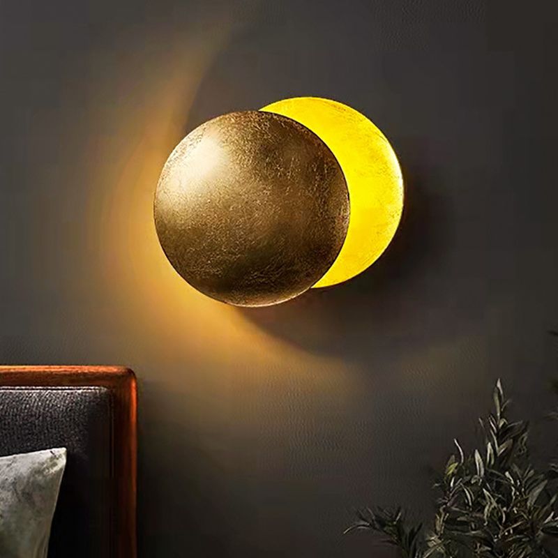 Modern Metal Wall Light Rotatable LED Wall Sconce Light for Living Room