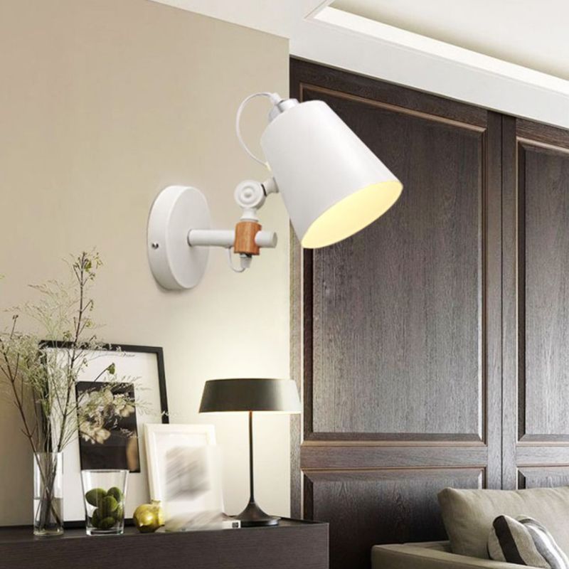 Murale en métal moderne Lumière Single Light Murce Murce avec bois pour la chambre