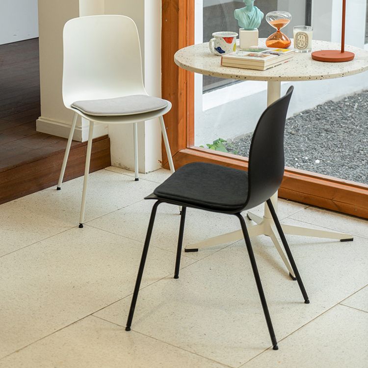 Sedia da pranzo contemporanea sedie laterali senza braccio con gambe di metallo per cucina
