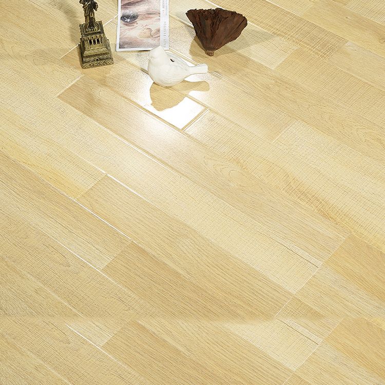 Modern Laminate Flooring Click Lock Scratch Resistant with Wax Coating