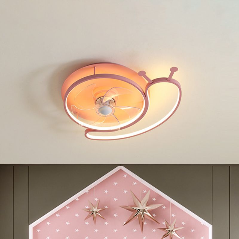 Roze slakkenfiguur hangende waaier armatuur moderne led metalen semi -plafondlicht met 5 messen, 23,5 "lang