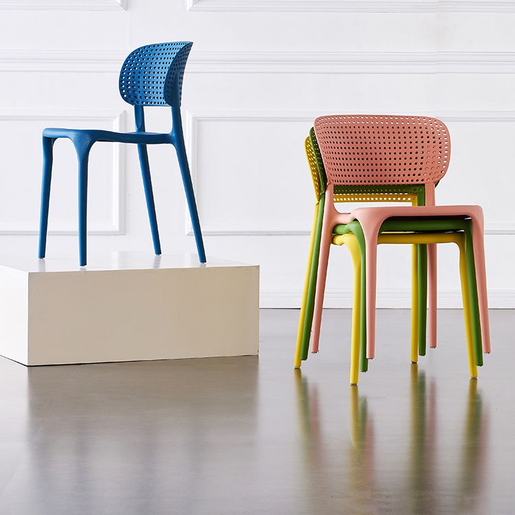 Plastic Contemporary RestaurantSide Chair Colorful Stacking Dining Chair