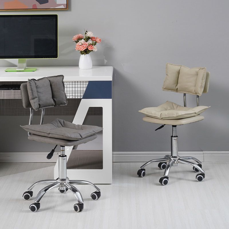 Scandinavian Metal Barstool Fabric Counter Stool with Chrome Base