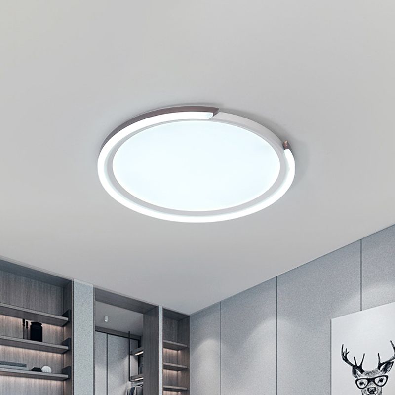 16"/19.5"/23.5" W Simple LED Flushmount White Round Close to Ceiling Lamp with Metallic Shade in Warm/White Light