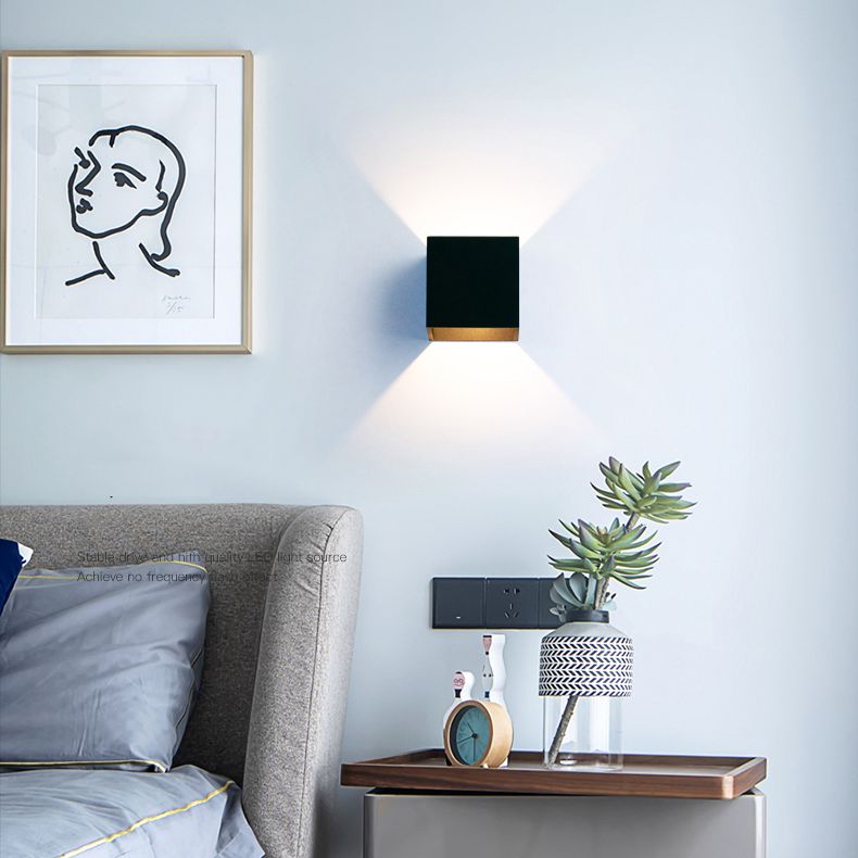 Metalen vierkante wand gemonteerd verlichtingsarmatuur moderne minimalistische stijl wandlichtwagentjes voor woonkamer
