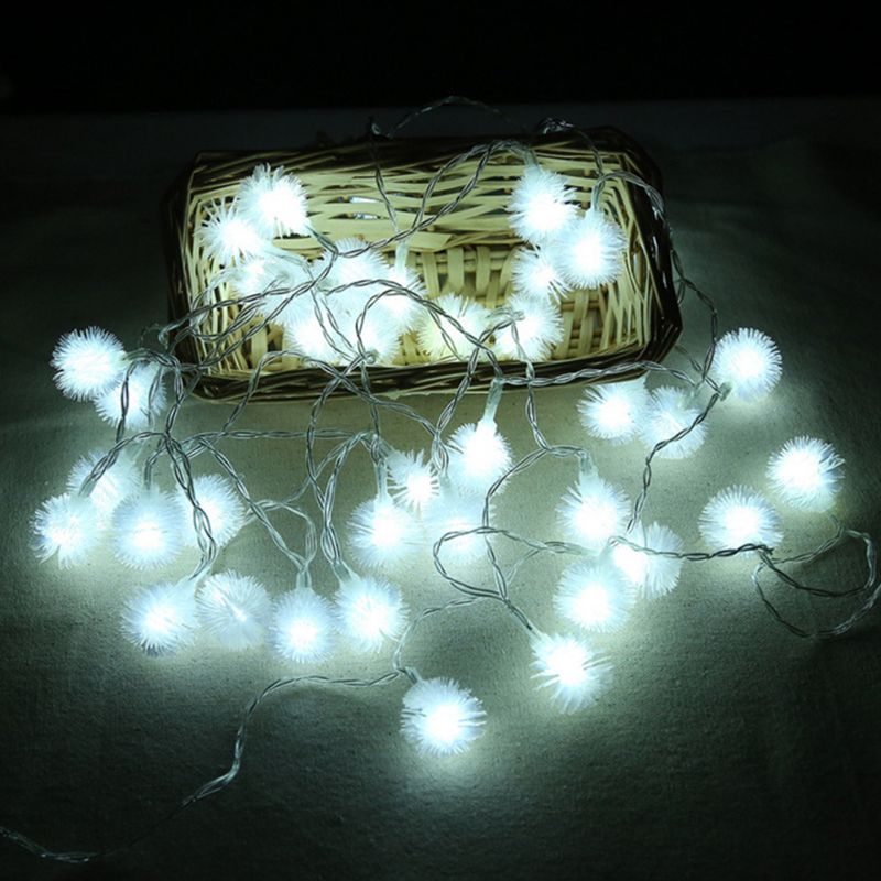 White Pompom LED String Light Modernism Plastic Solar Festive Light for Outdoor