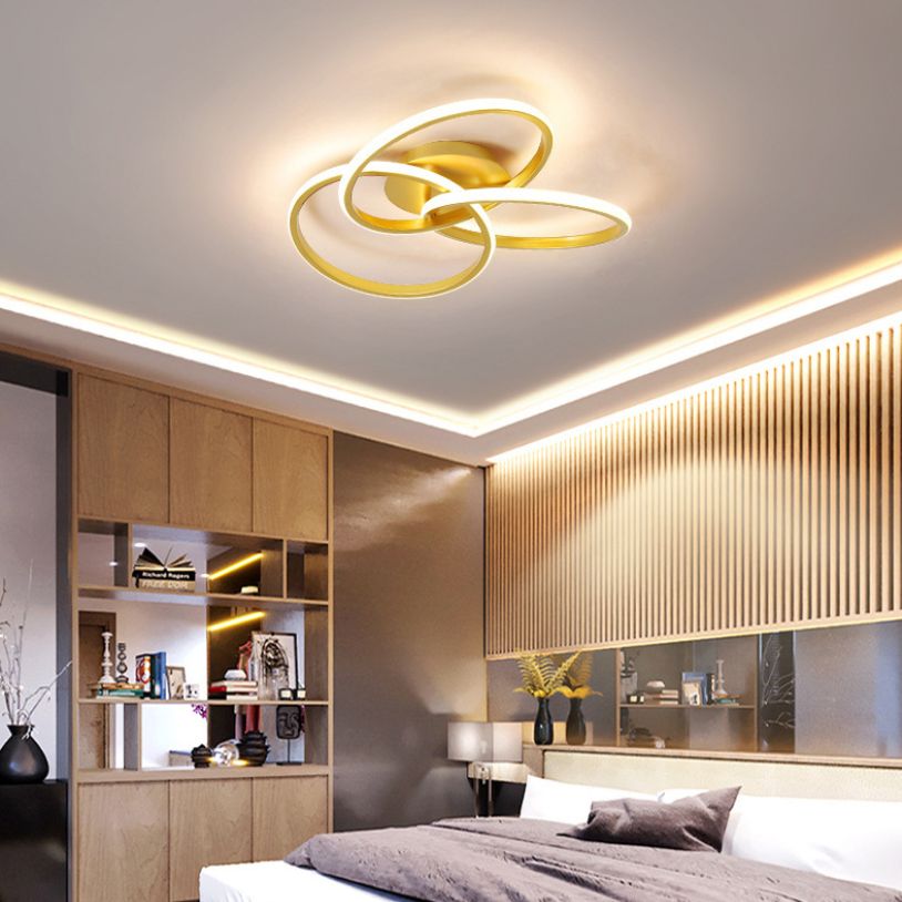 3-Lights Circular Semi Flush Mount Ceiling Lighting Fixture Modern Style Metal Flush Light