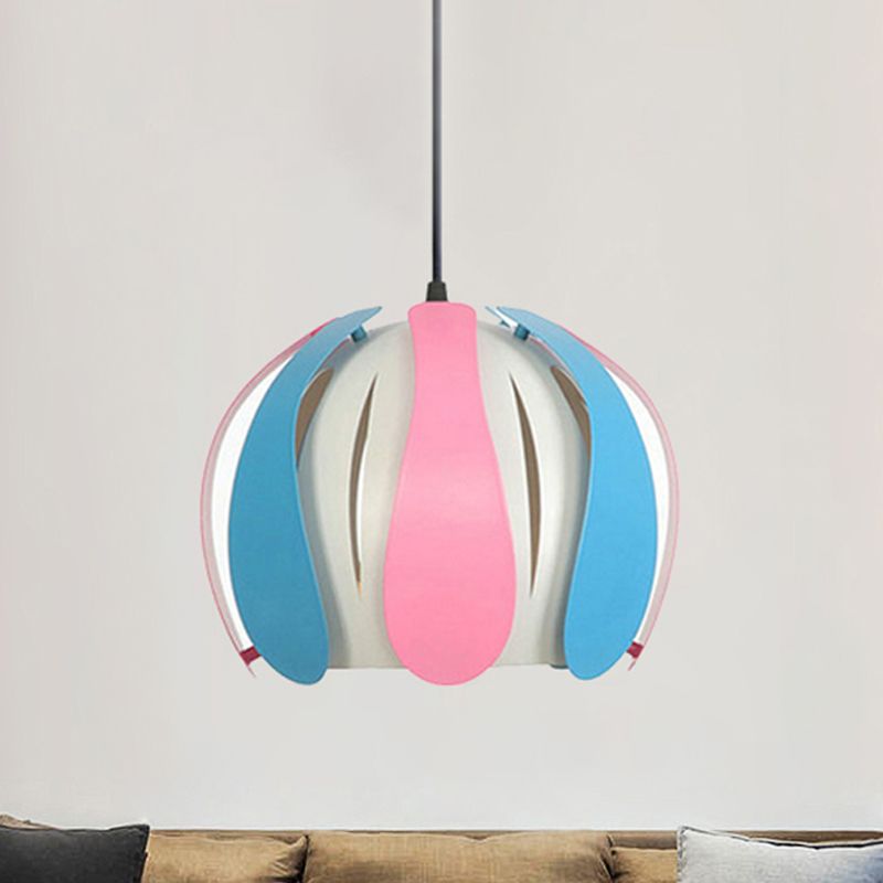 Plafonnage à teinte de bouffon métal