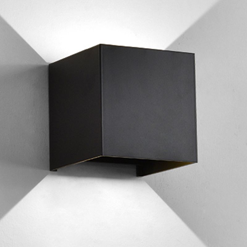 Square Shape 2 Lights Metal Wall Lighting Modern Style Wall Mount Lighting